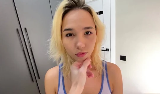 Young bitch learned to suck the boyfriends barrel perfectly